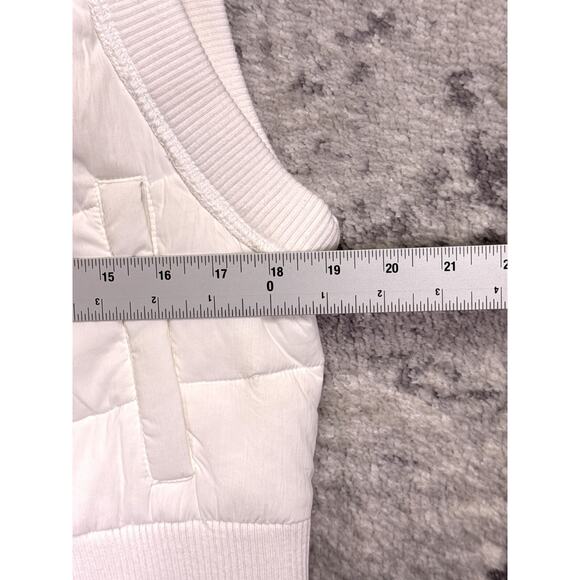 Free People Movement Puffer Vest Medium Womens White Snap Front Hooded - Picture 4 of 8